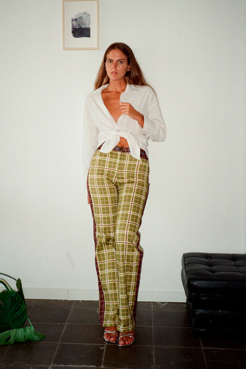 Apple Trousers